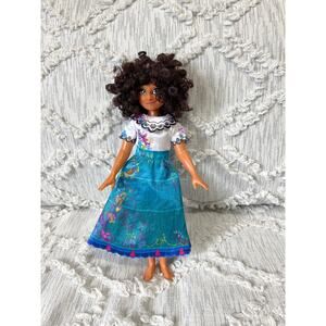 Disney Encanto Mirabel Madrigal Fashion Doll JAKKS Pacific Toy